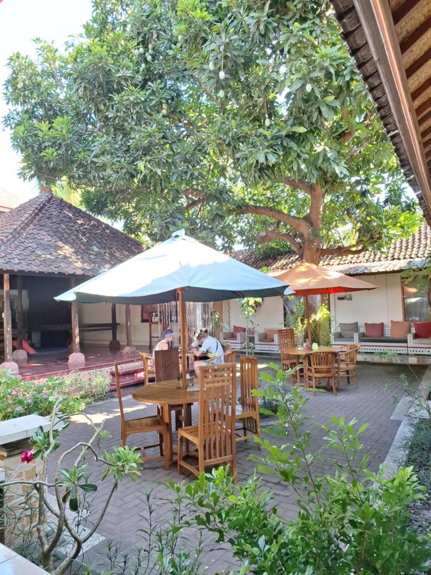Griya Nusa Batununggul Exteriér fotografie